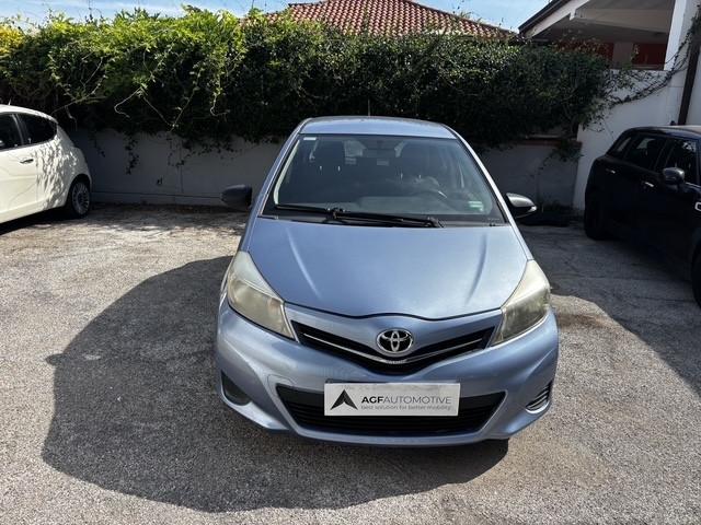 Toyota Yaris 1.4 D-4D 5 porte Lounge