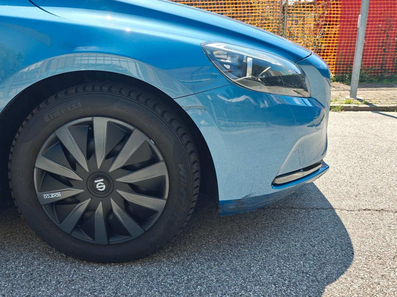 Volvo V40 D2