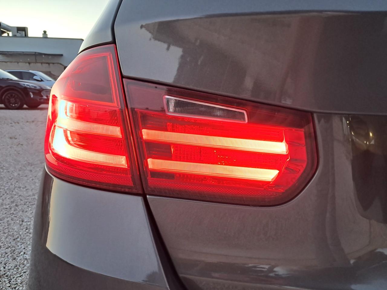 Bmw 318d 143cv Touring*Luxury*PELLE*BIXENON