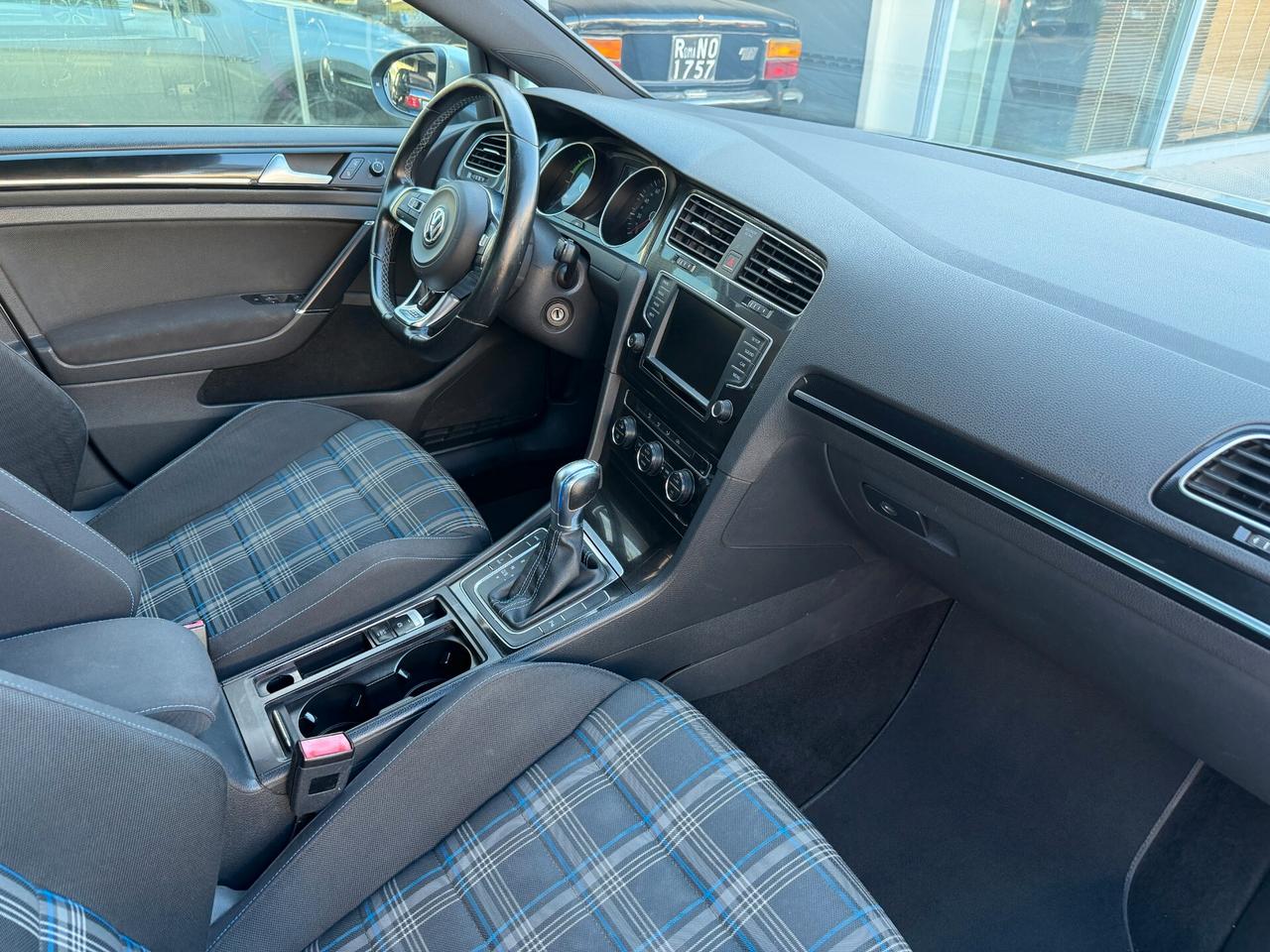Volkswagen Golf GTE 1.4 TSI DSG 5p. Plug-In-Hybrid