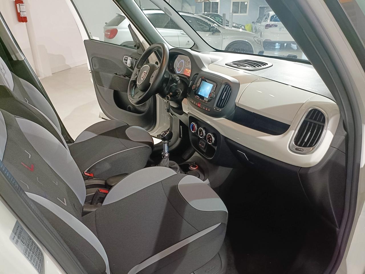 Fiat 500L 1.6 Multijet 120 CV Pop Star, Autocarro N1