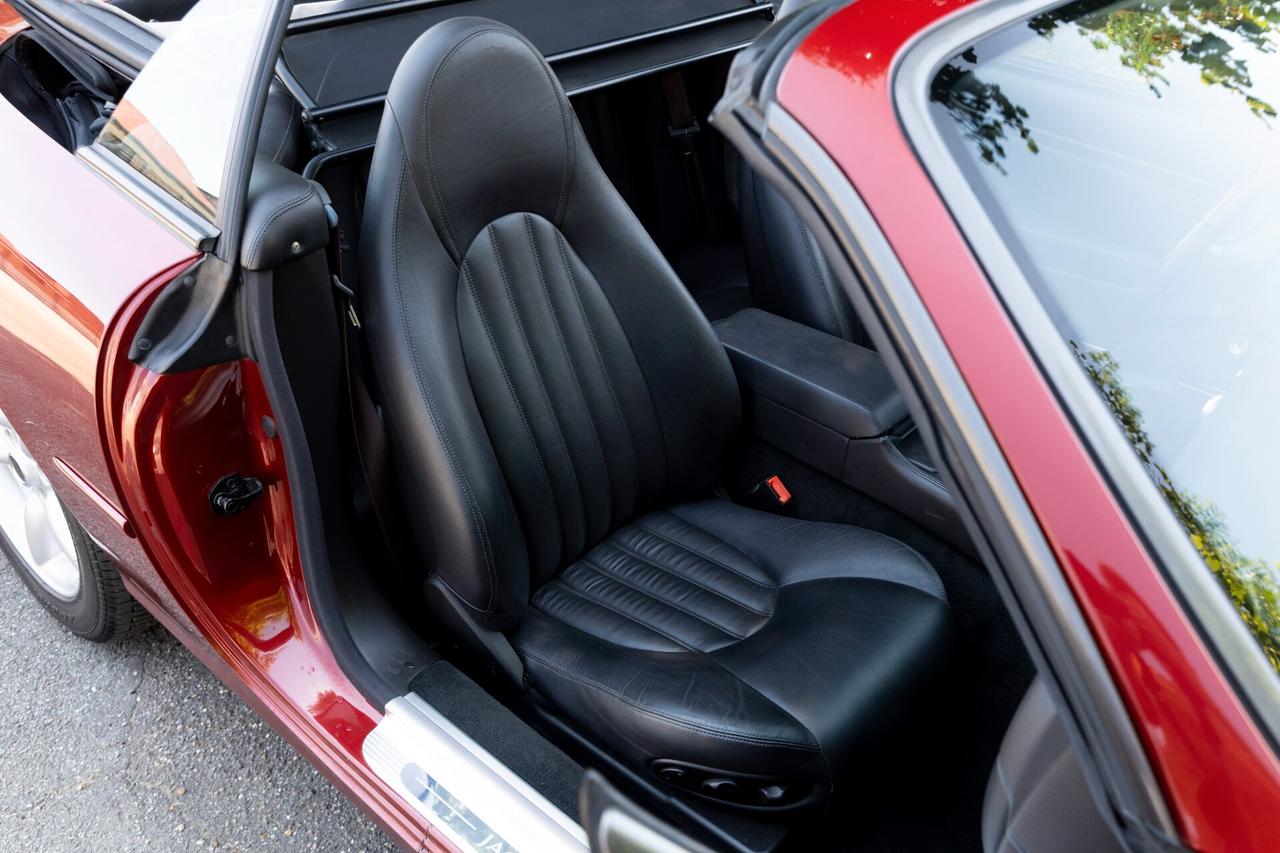 Jaguar XK *Stupenda * Tonneau*Frangivento*