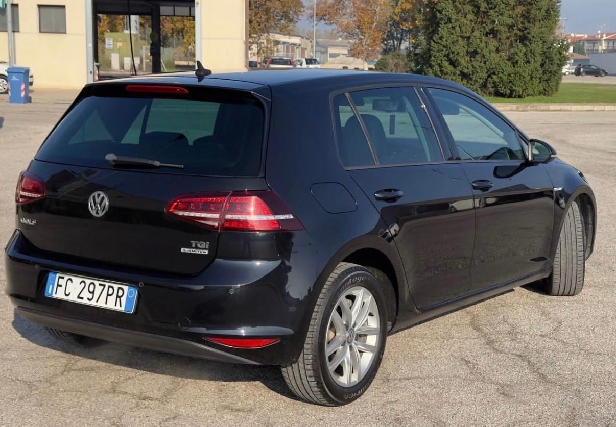 Volkswagen Golf 7 1.4 tgi 2016 cambio automatico