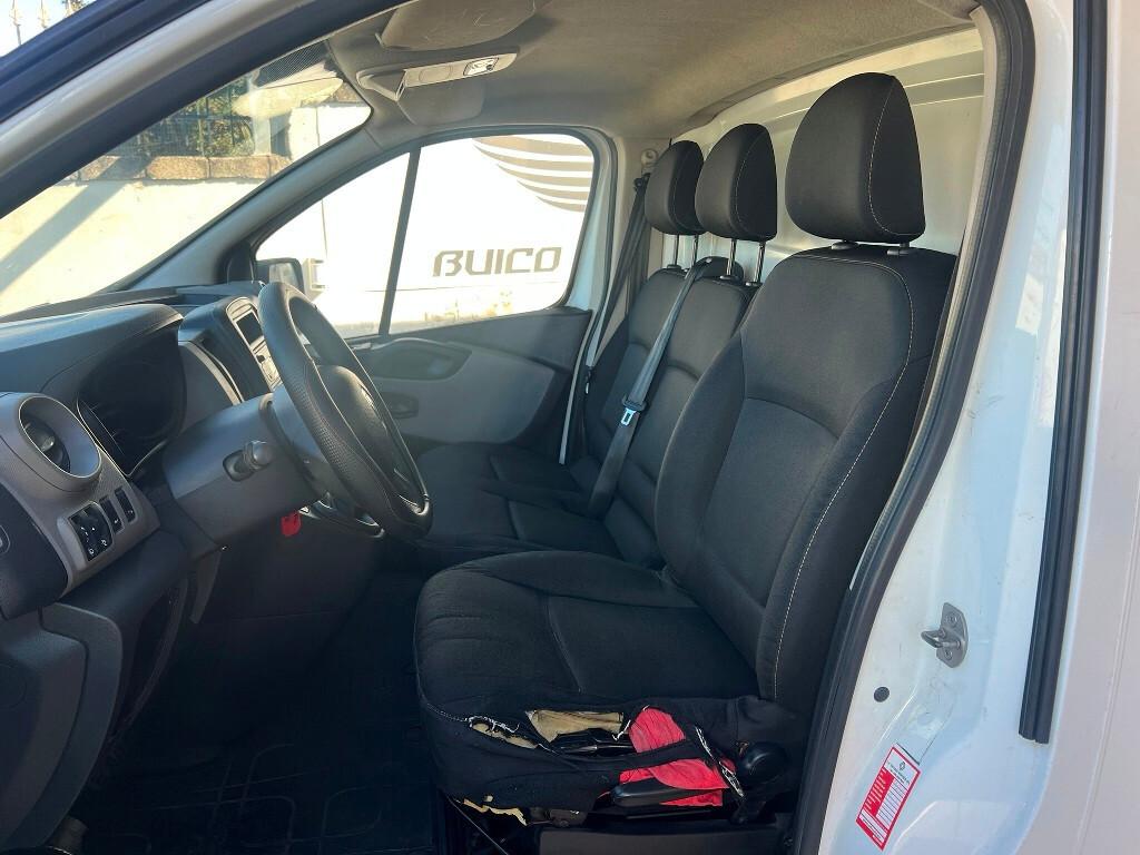 Renault Trafic 1.6d 120 CV / 3 Posti / Euro 6b