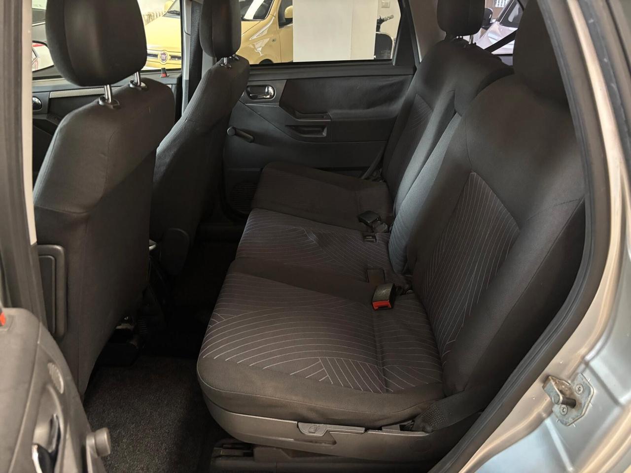 OPEL MERIVA ANNO 2006 DS 1.3 MULTIJET ADATTA NEOPATENTATI KM 214 MILA