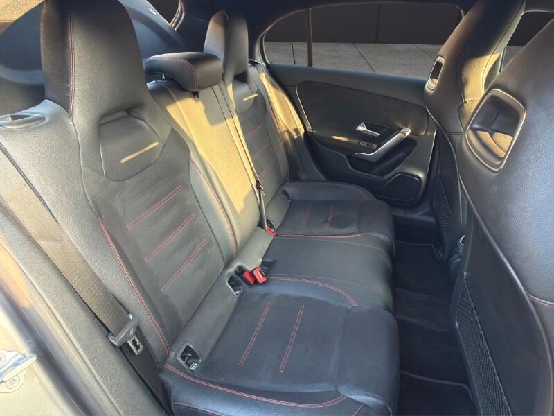 MERCEDES Classe A (W177) A 180 Automatic Pr...