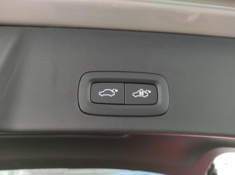 VOLVO XC40 (2017-->) - XC40 T4 Recharge Plug-in Hybrid automatico Core