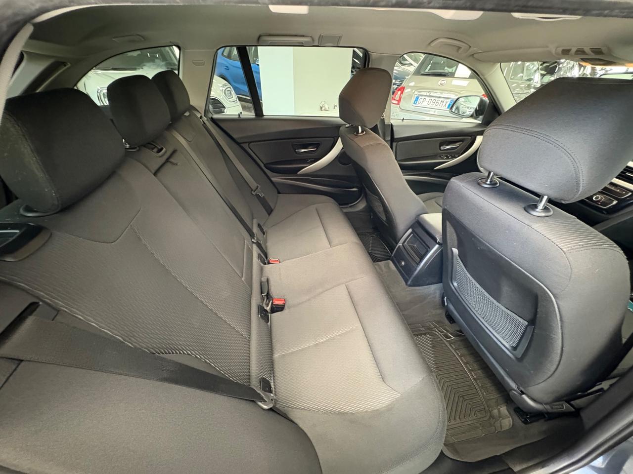 Bmw 320 320d xDrive Touring Sport