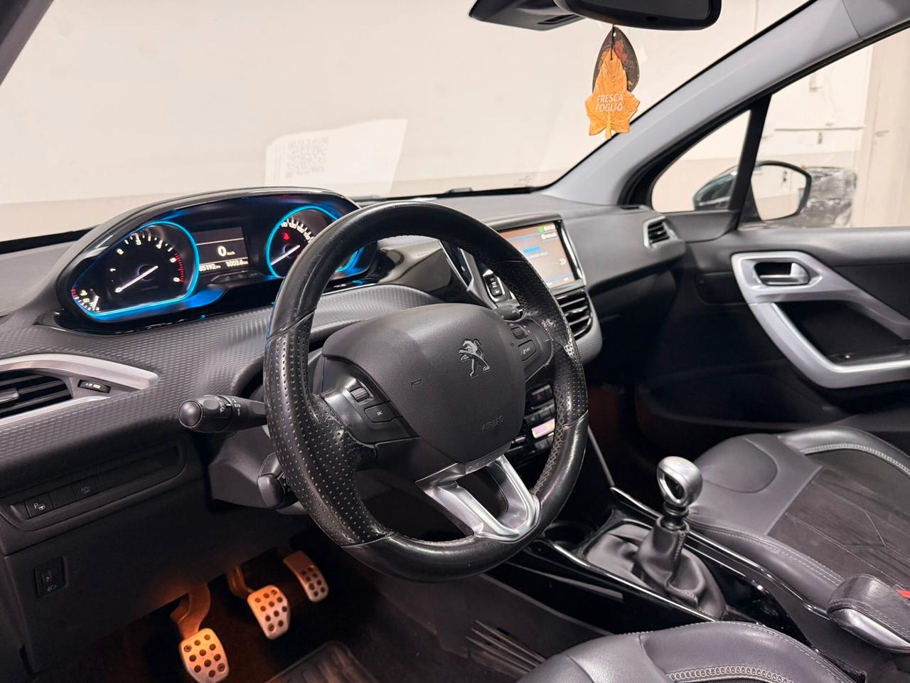 Peugeot 2008 BlueHDi 120 S&S Black Matt