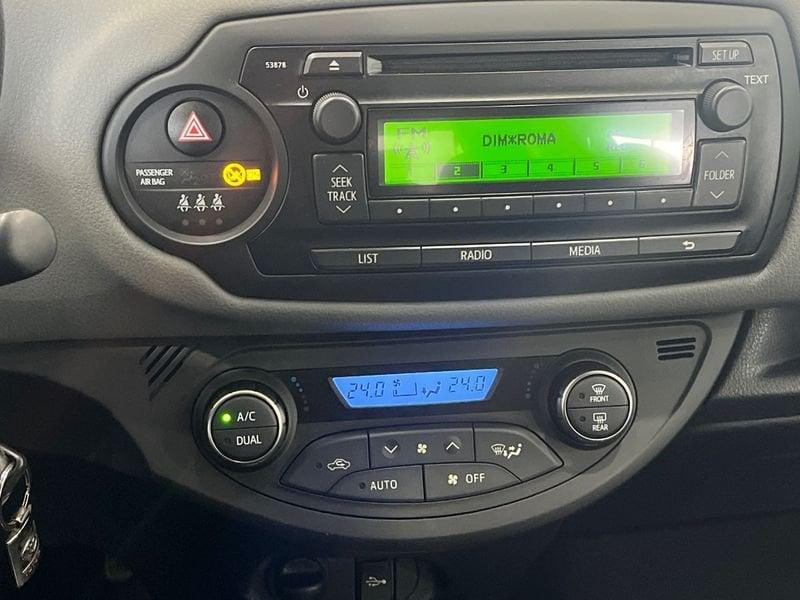 Toyota Yaris Yaris 5p 1.5h Cool my16