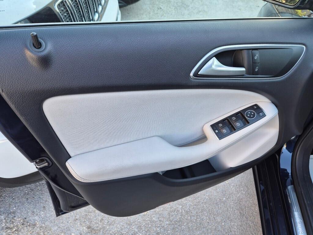 Mercedes B 180 d Executive UNICO PROPRIETARIO