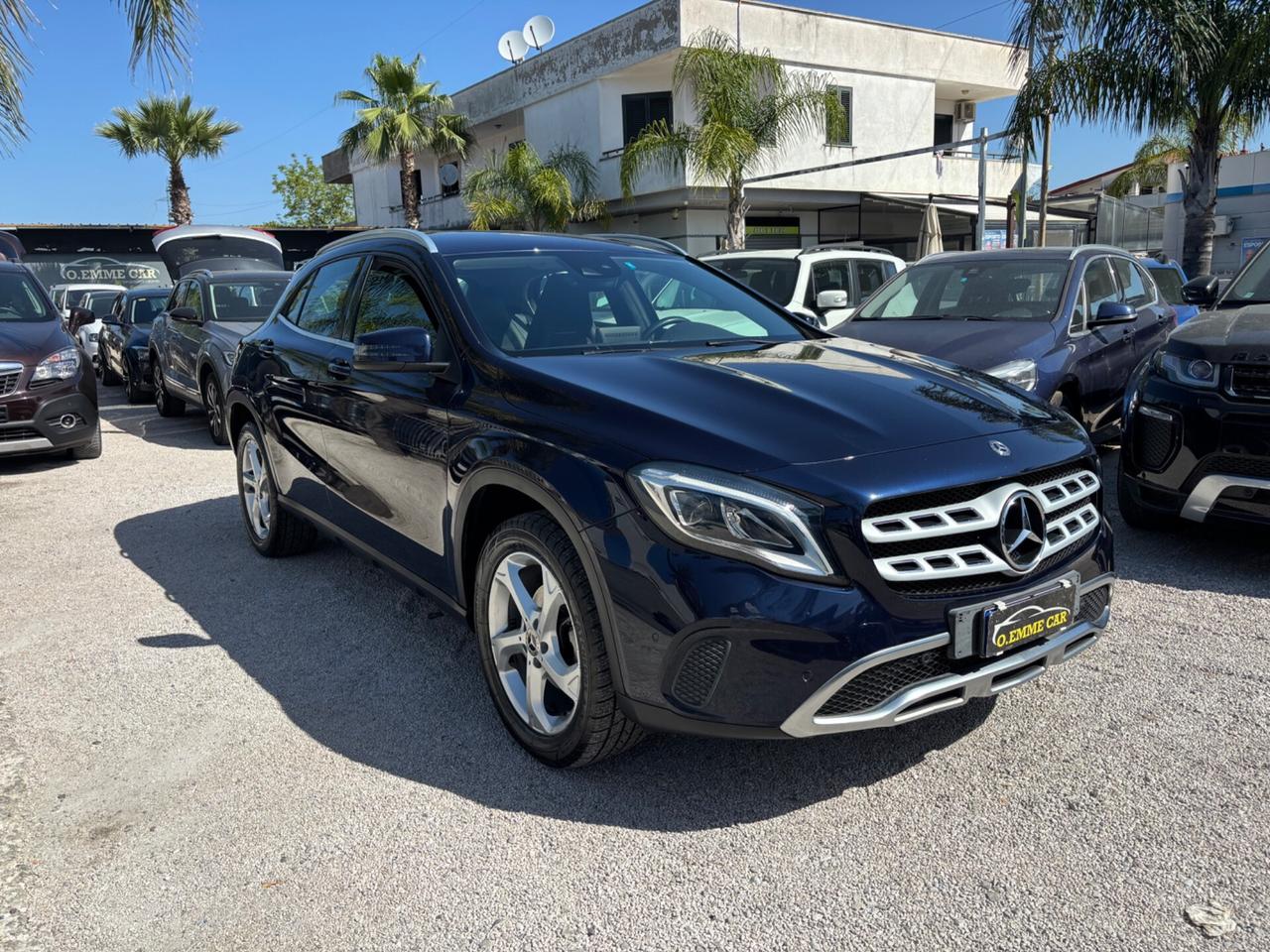 MERCEDES GLA200D 4MATIC AUTOM PERFETTA