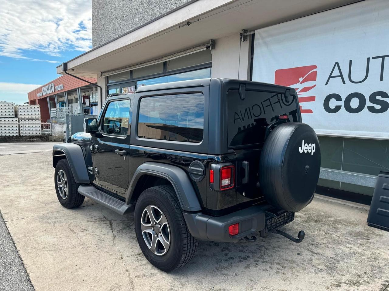 Jeep Wrangler 2.2 Mjt II Sport