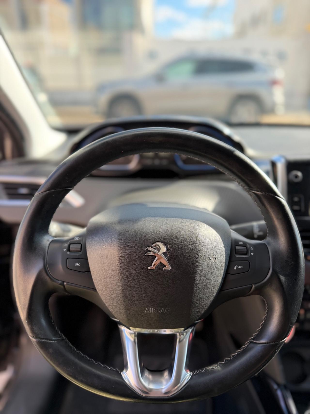 Peugeot 2008 ALLURE 1.5 100 cv-2018/NAVI/PELLE