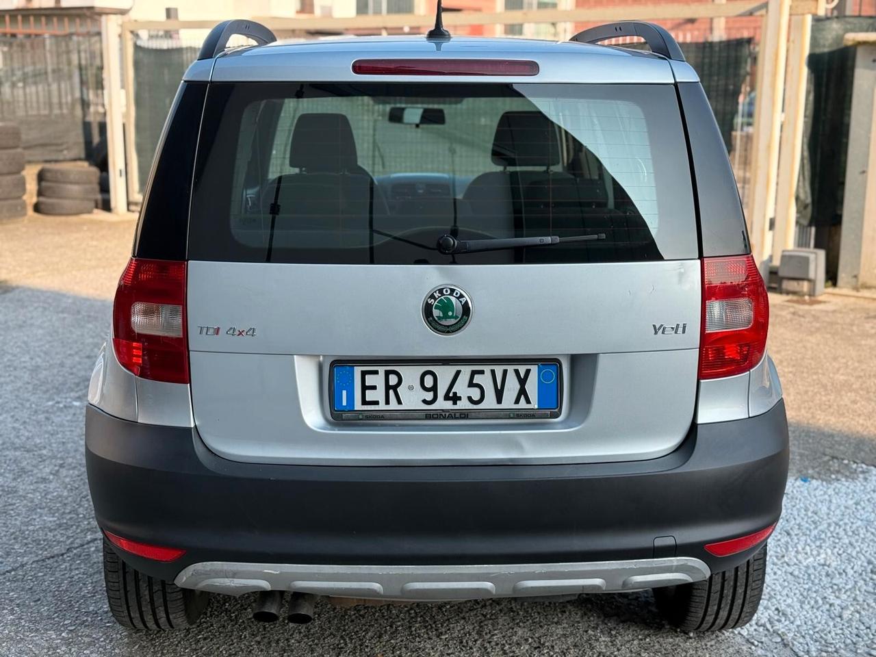 Skoda Yeti Outdoor 2.0 TDI CR 140 CV 4x4 Elegance