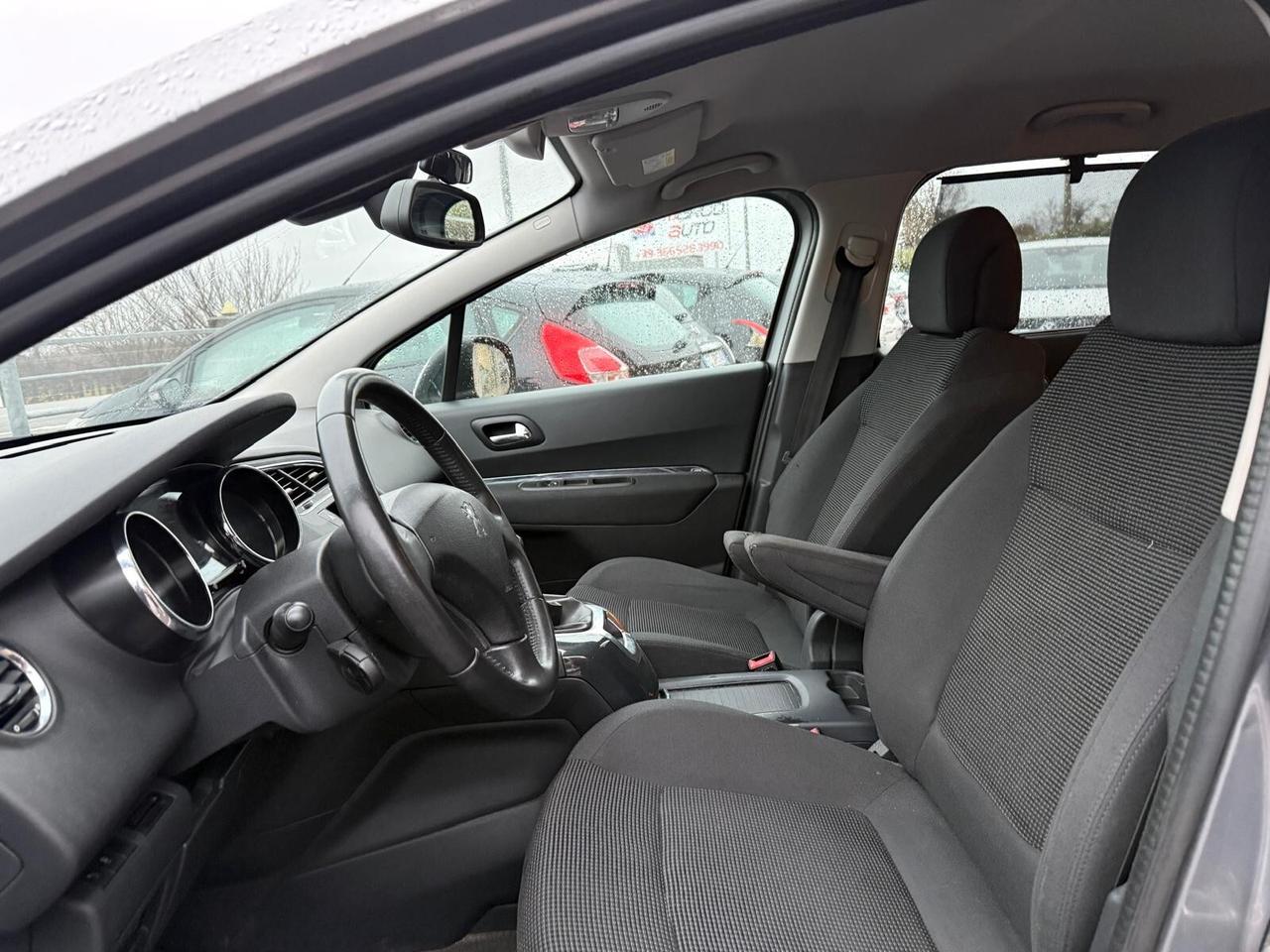 Peugeot 5008 1.6 Diesel 7 posti Neopatentati