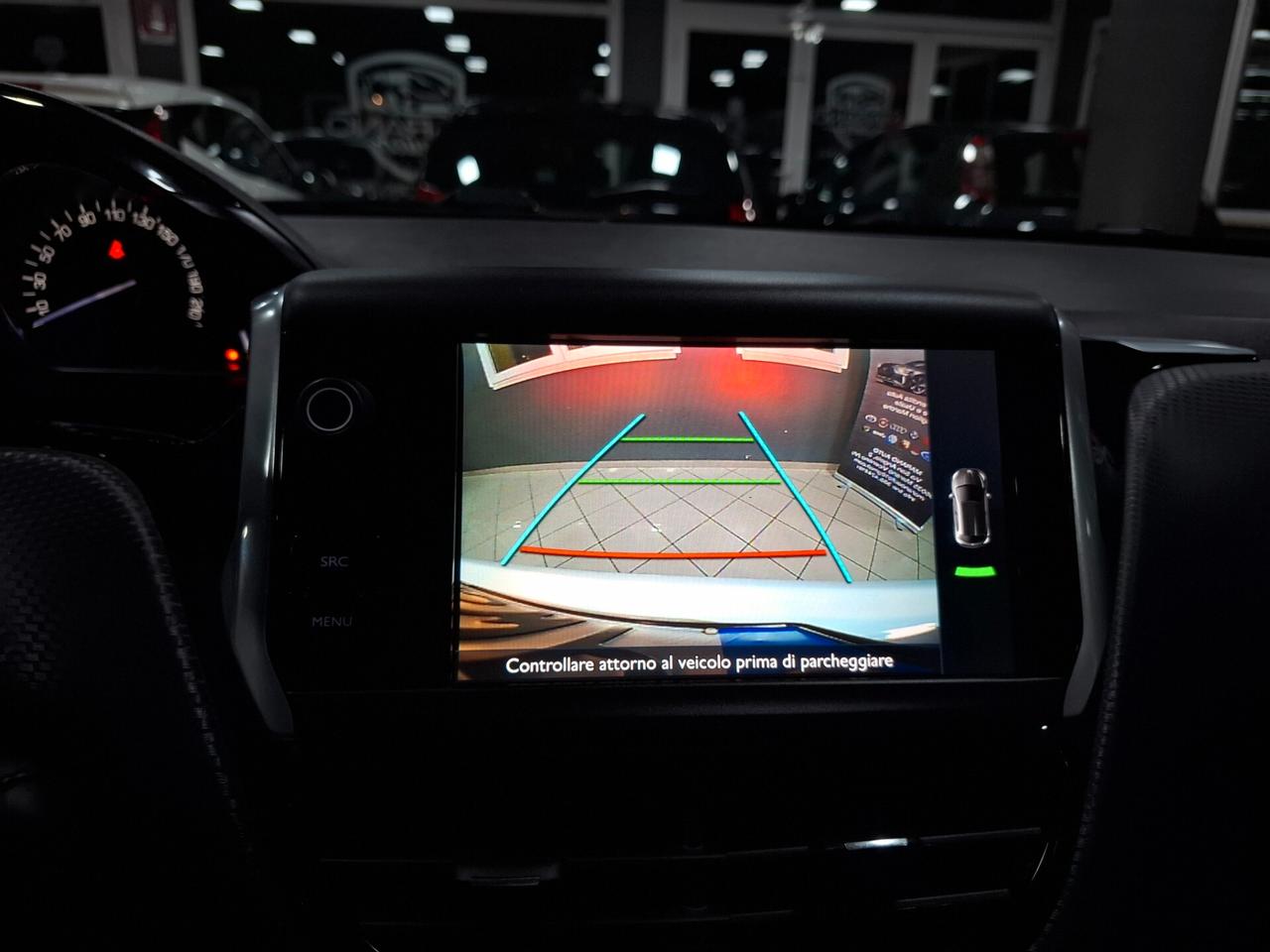 Peugeot 208 1.2 benzina Neopatentati