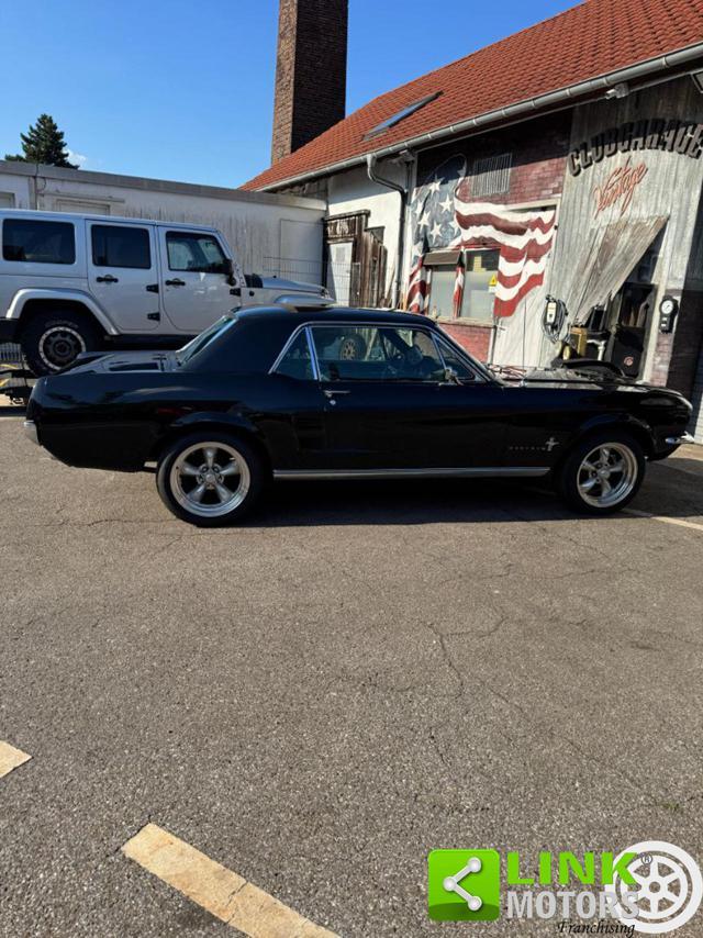 FORD Mustang 2 porte hardtop