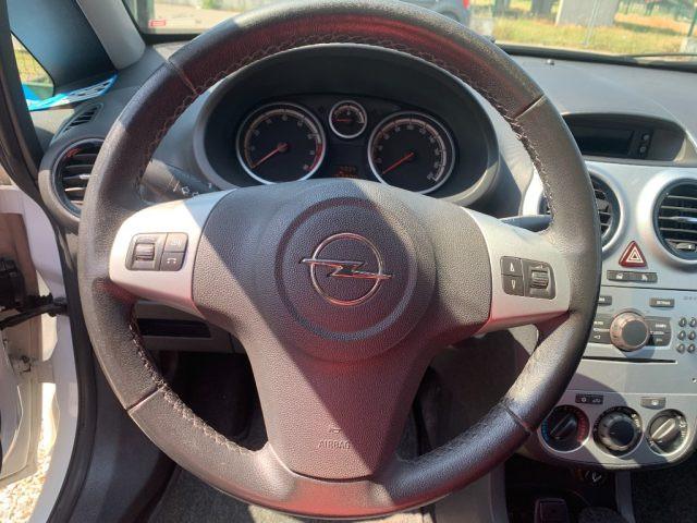 OPEL Corsa 1.2 5 porte COSMO
