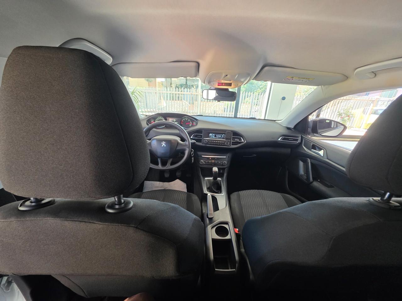 Peugeot 308 1.6hdi 2018 PROMO