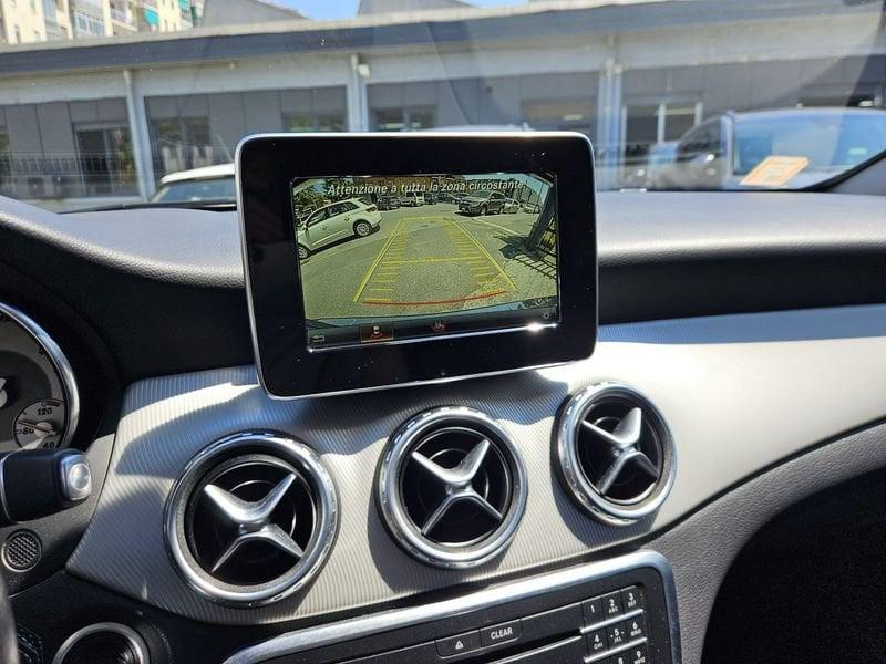 Mercedes-Benz GLA GLA 200 d Automatic Activity Edition