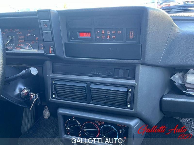 Alfa Romeo 75 TURBO AMERICA