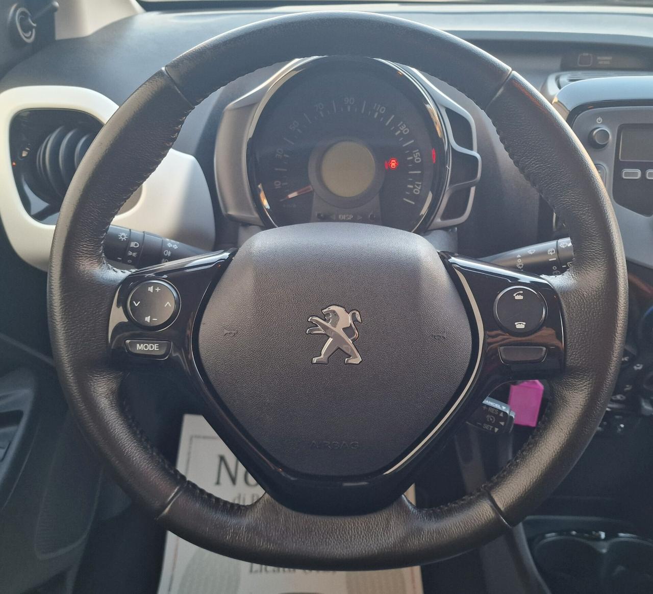 Peugeot 108 Style 1.0 VTi benzina 70cv