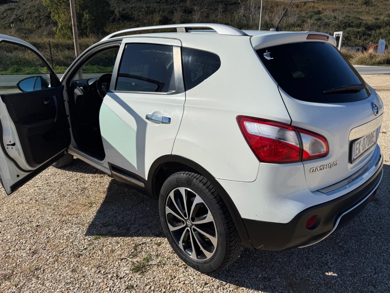 Nissan Qashqai 1.5 DIESEL MOTORE 15.000 km PERMUTE