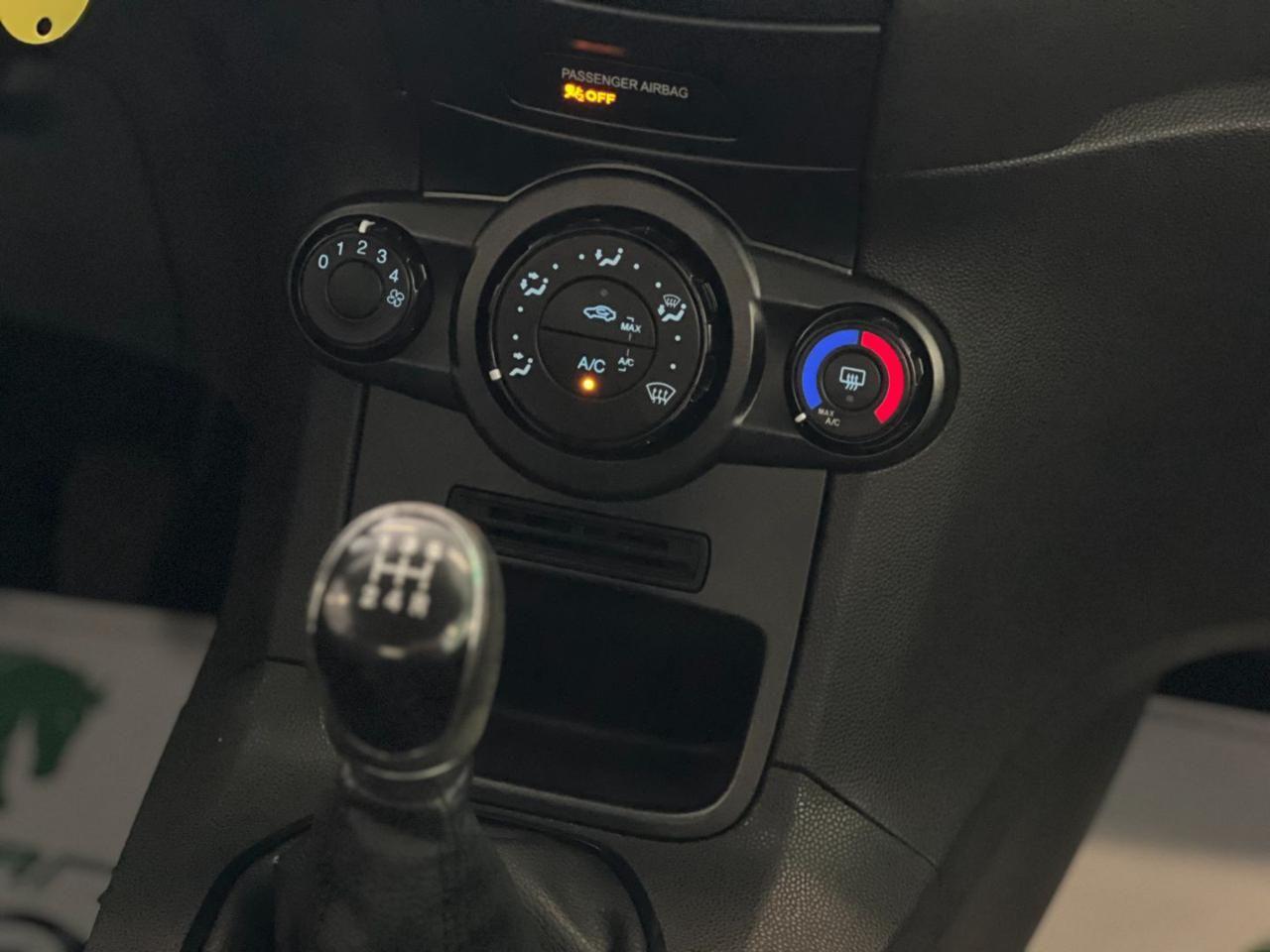 FORD Fiesta 1.5 TDCi 75CV Business UNIPRO FINANZIABILE