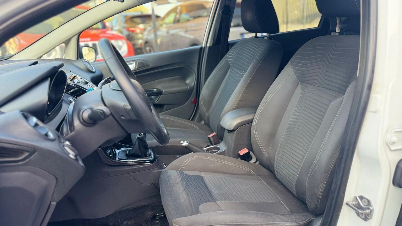 Ford Fiesta 1.5 TDCi 75CV Titanium led keyless