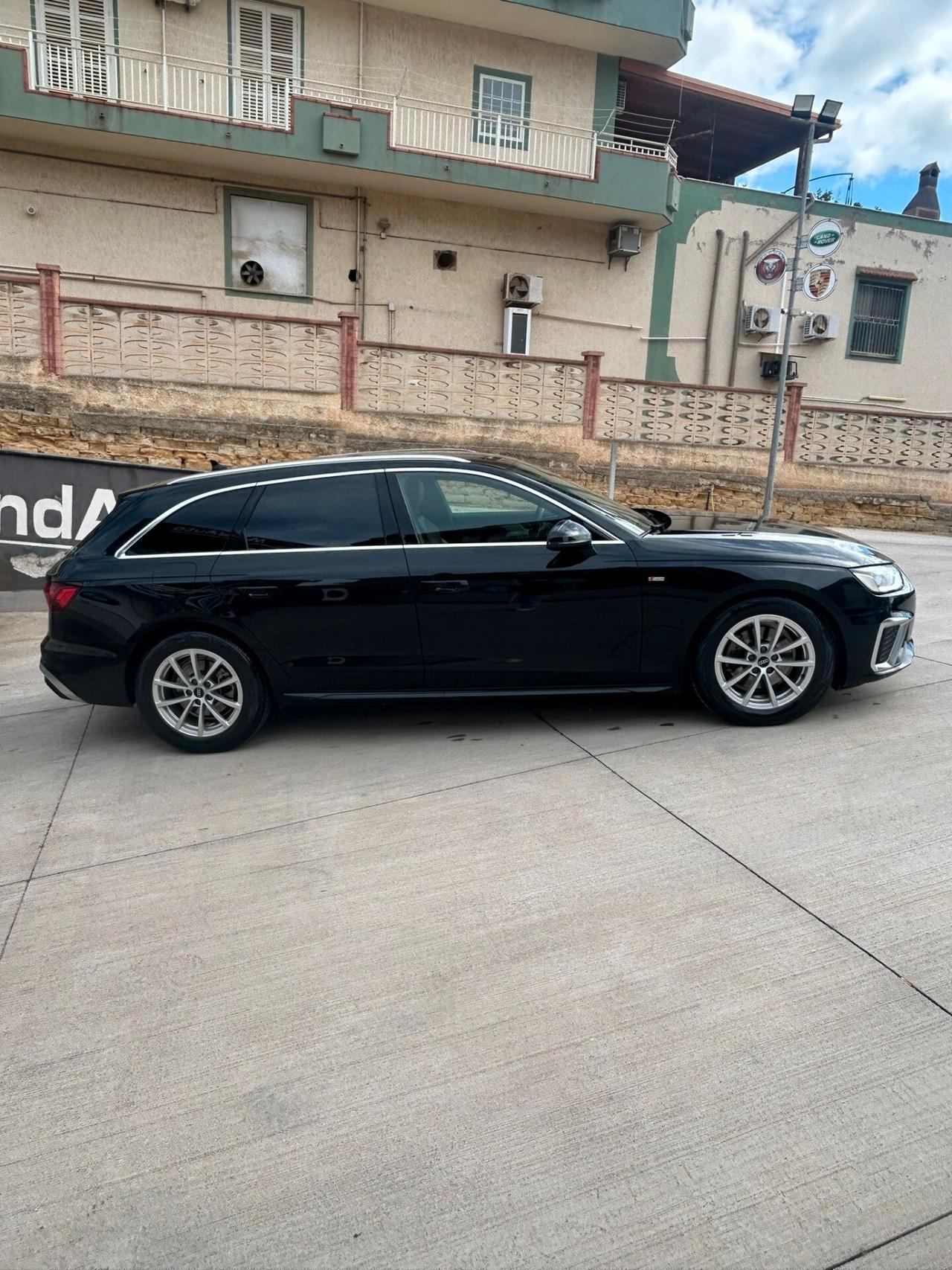 Audi A4 Avant 35 TDI/163 CV S tronic line edition