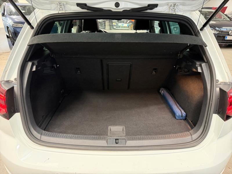 Volkswagen Golf 5 Porte Golf 5p 1.6 tdi Highline 115cv R-Line