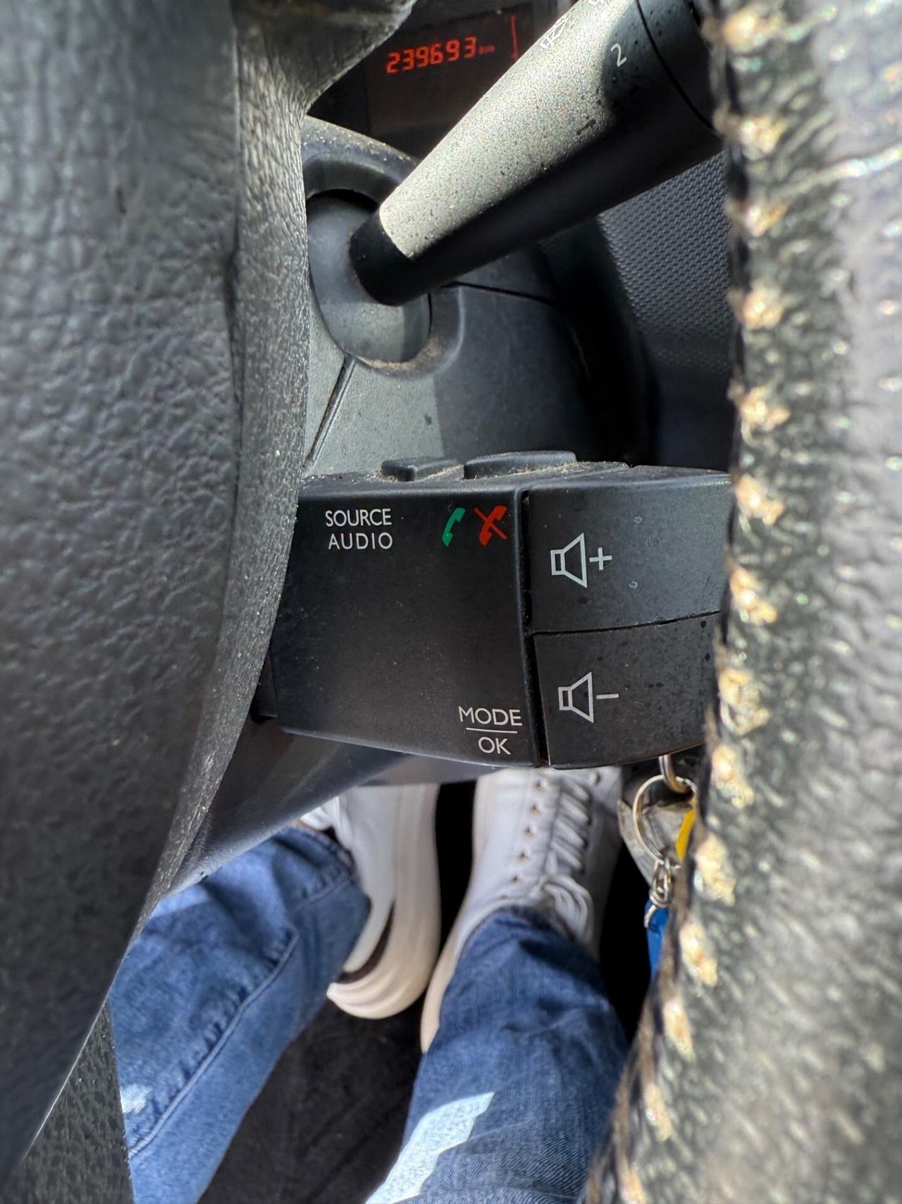 Dacia Duster 1.6 105cv GPL km certificati neopaten