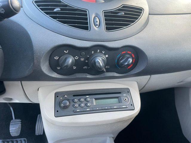 RENAULT Twingo 1.2 BENZ 58 CV 8V ADATTA A NEOPATENTATI