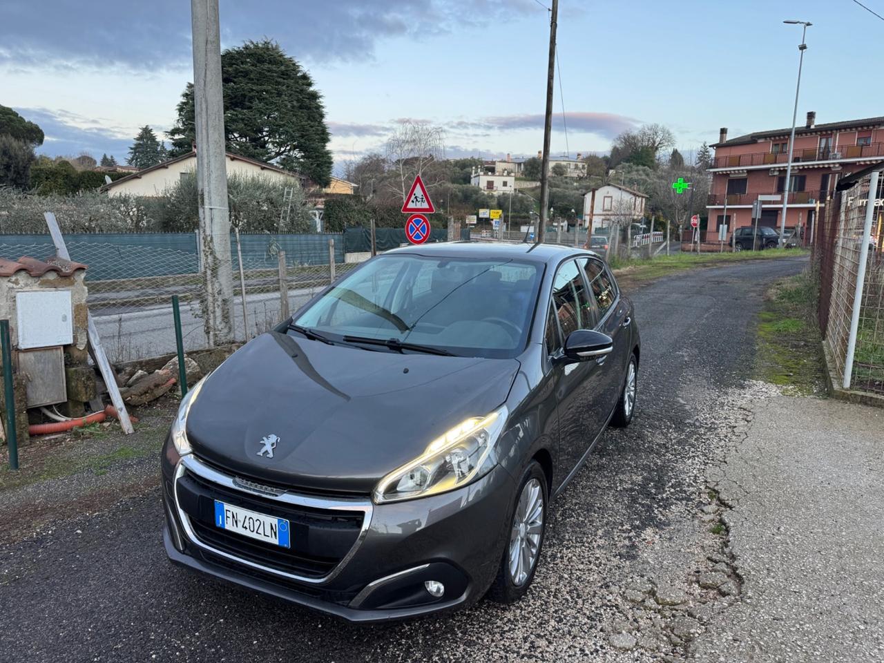Peugeot 208 BlueHDi 75 5 porte Allure NEOPATENTATI