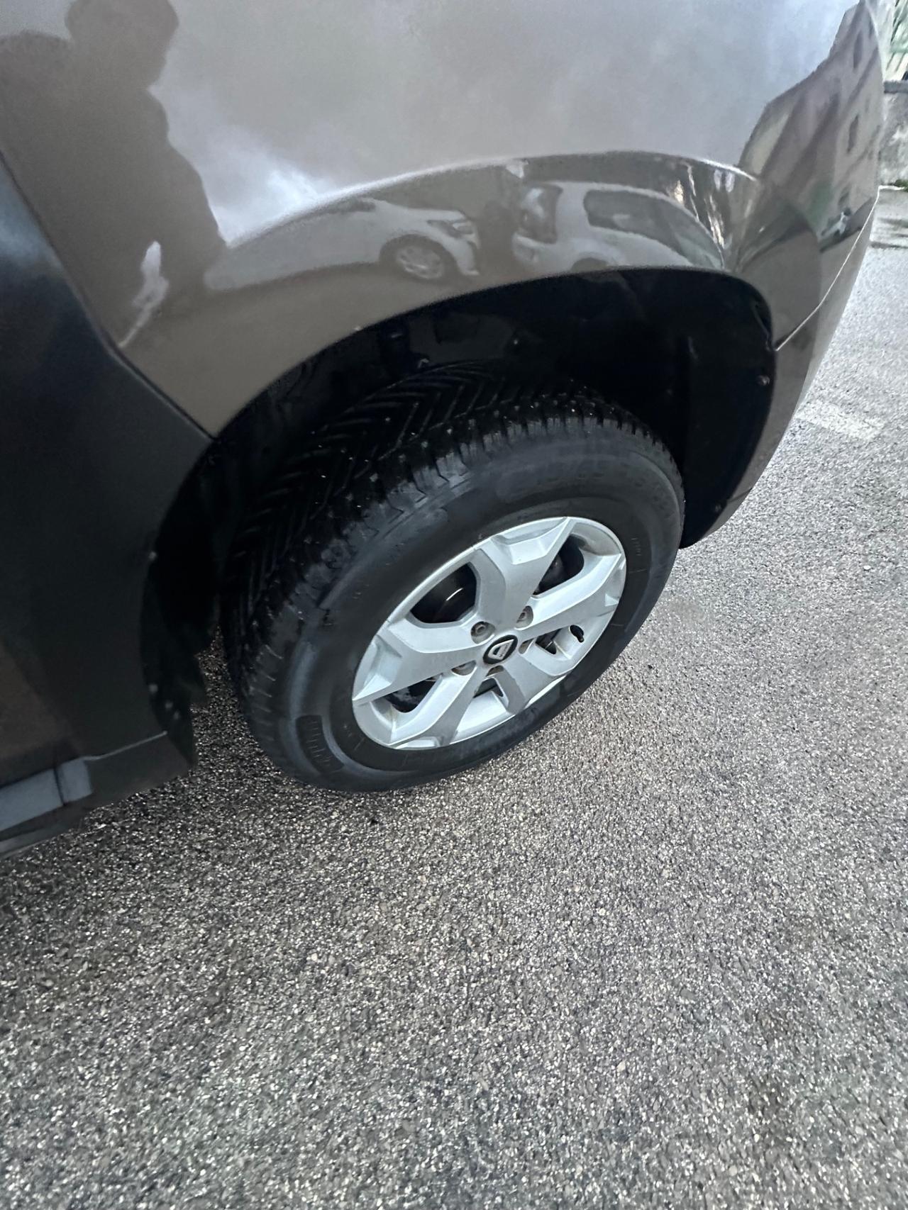 Dacia Duster 1.6 SCe GPL 4x2 Prestige