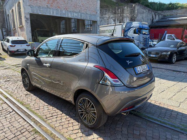 LANCIA Ypsilon 1.0 FireFly 5 porte S&S Hybrid Ecochic Gold