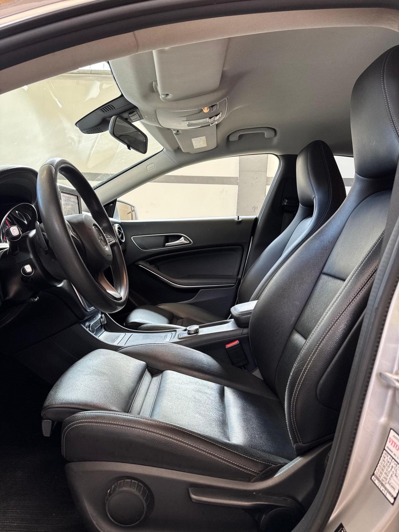 Mercedes-benz CLA 200 d Premium