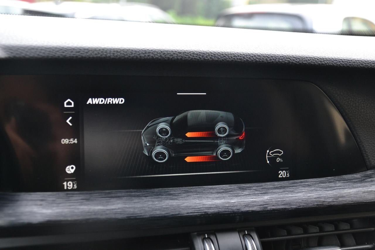 Alfa Romeo Stelvio 2.2 210CV AT8 Q4 SUPER *FUL LED+RCAM+PRIVACY+CRUIS