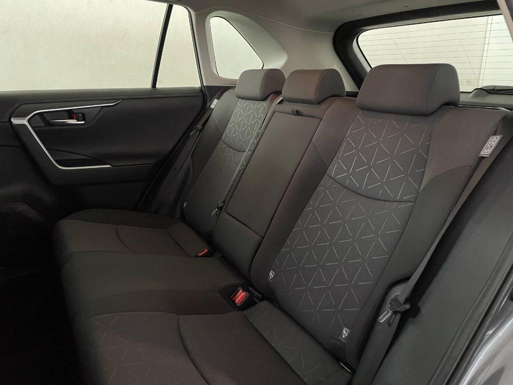 Toyota RAV4 2.5 VVT-iE Hybrid Lounge 2WD E-CVT