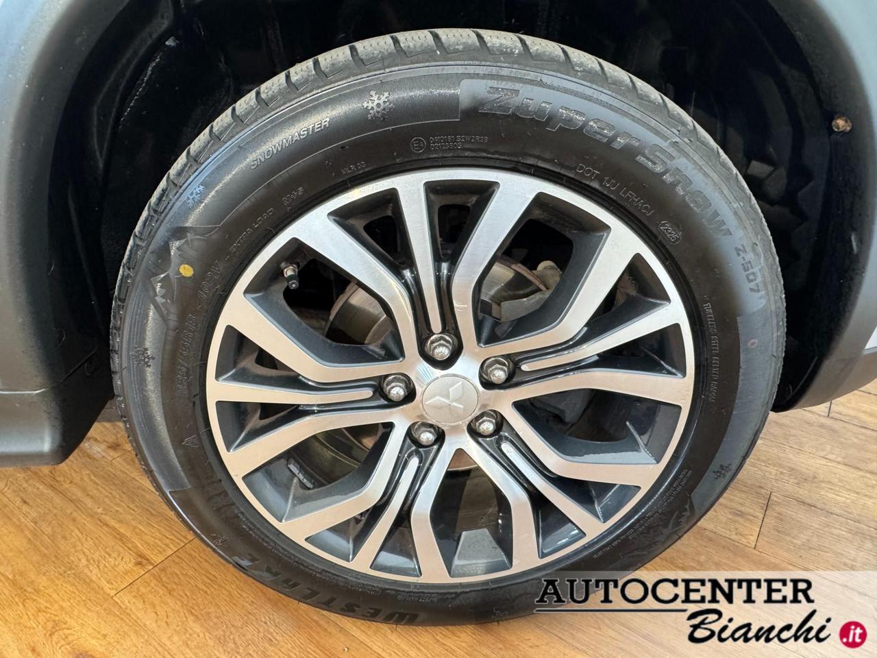 Mitsubishi Asx 1.6 Instyle Panoramic 4wd E6