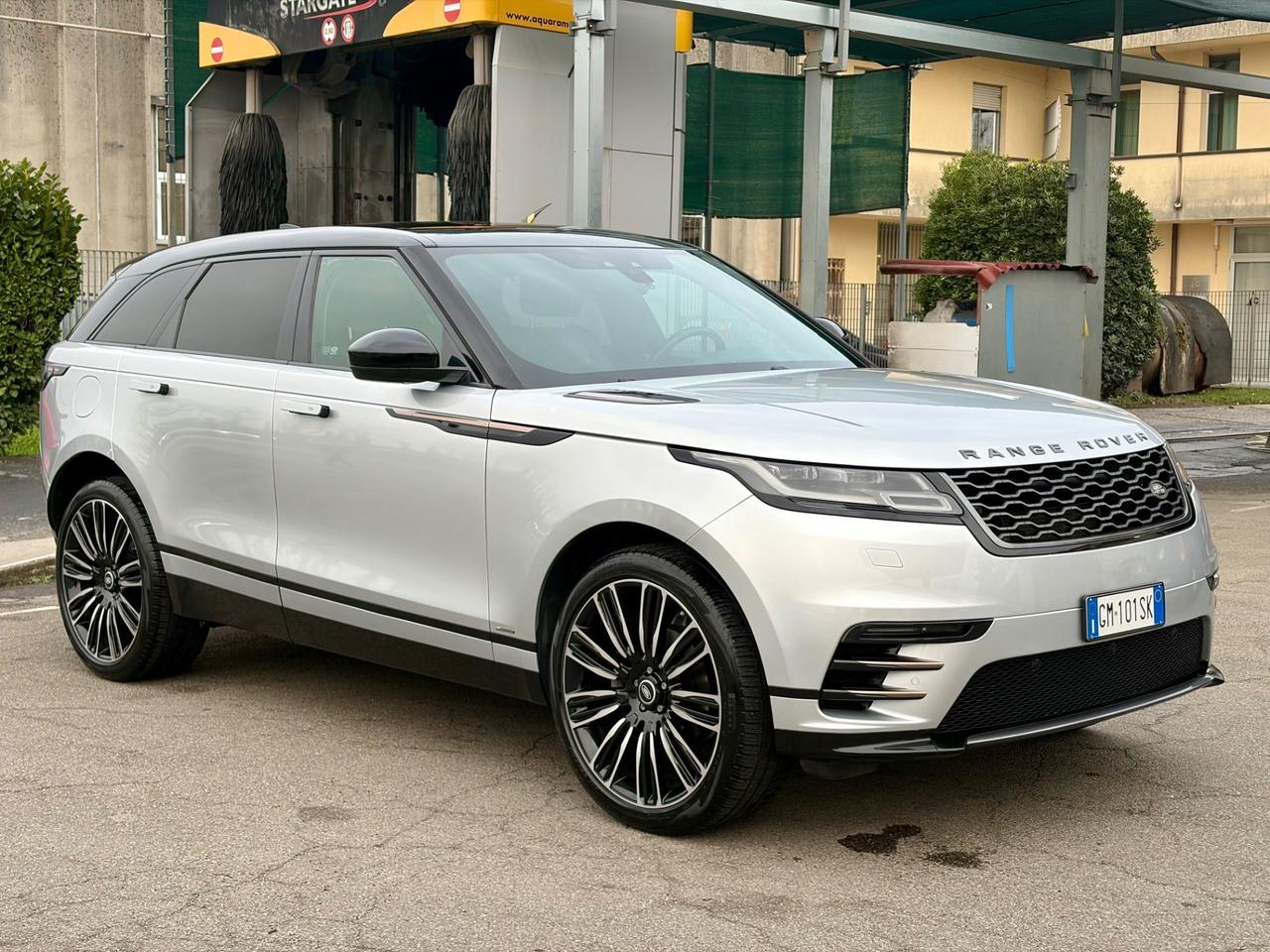 Land Rover Range Velar 2.0D I4 240 CV R-Dynamic HSE