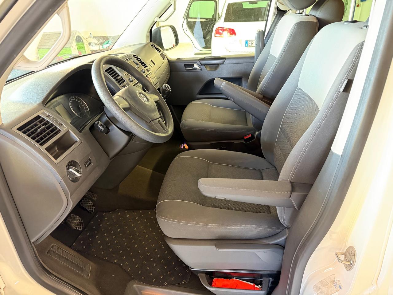 Volkswagen Multivan 2.0 TDI 102CV Startline