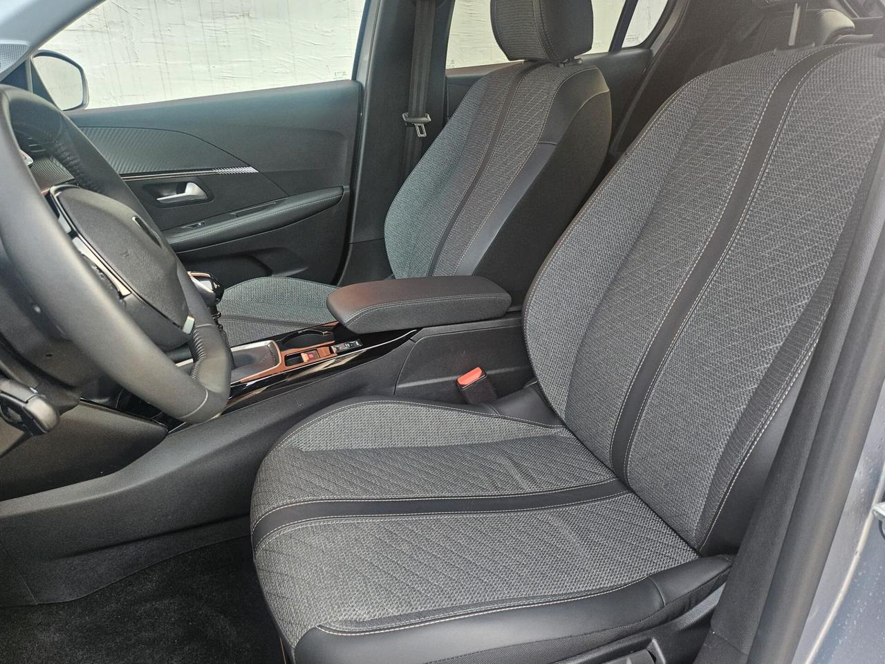 Peugeot 208 PureTech 100 Stop&Start 5 porte Allure