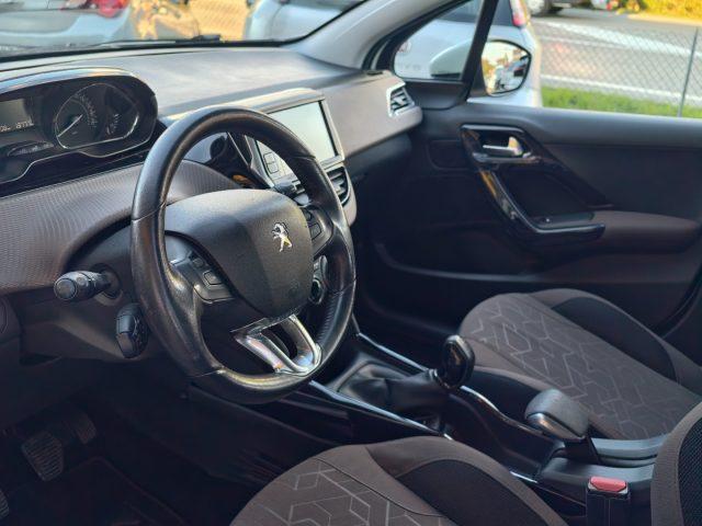 PEUGEOT 2008 PureTech 82 Allure