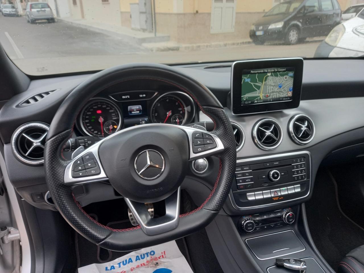 Mercedes CLA 200d OPACO Premium Amg TETTO - 2019