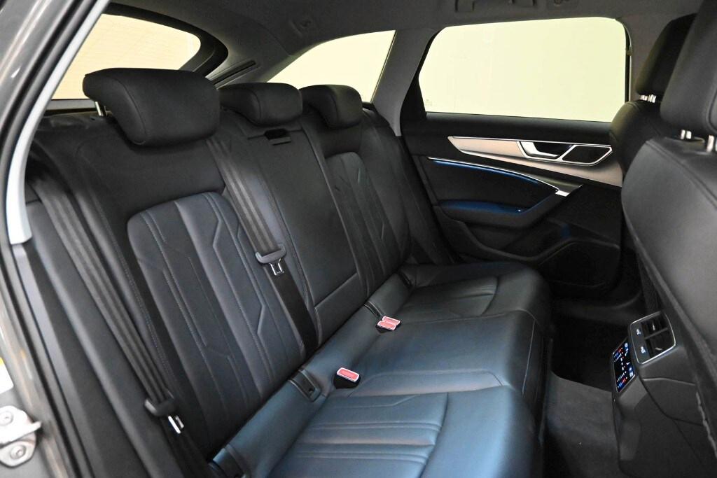 AUDI A6 5ª serie A6 Avant 40 2.0 TDI quattro u...