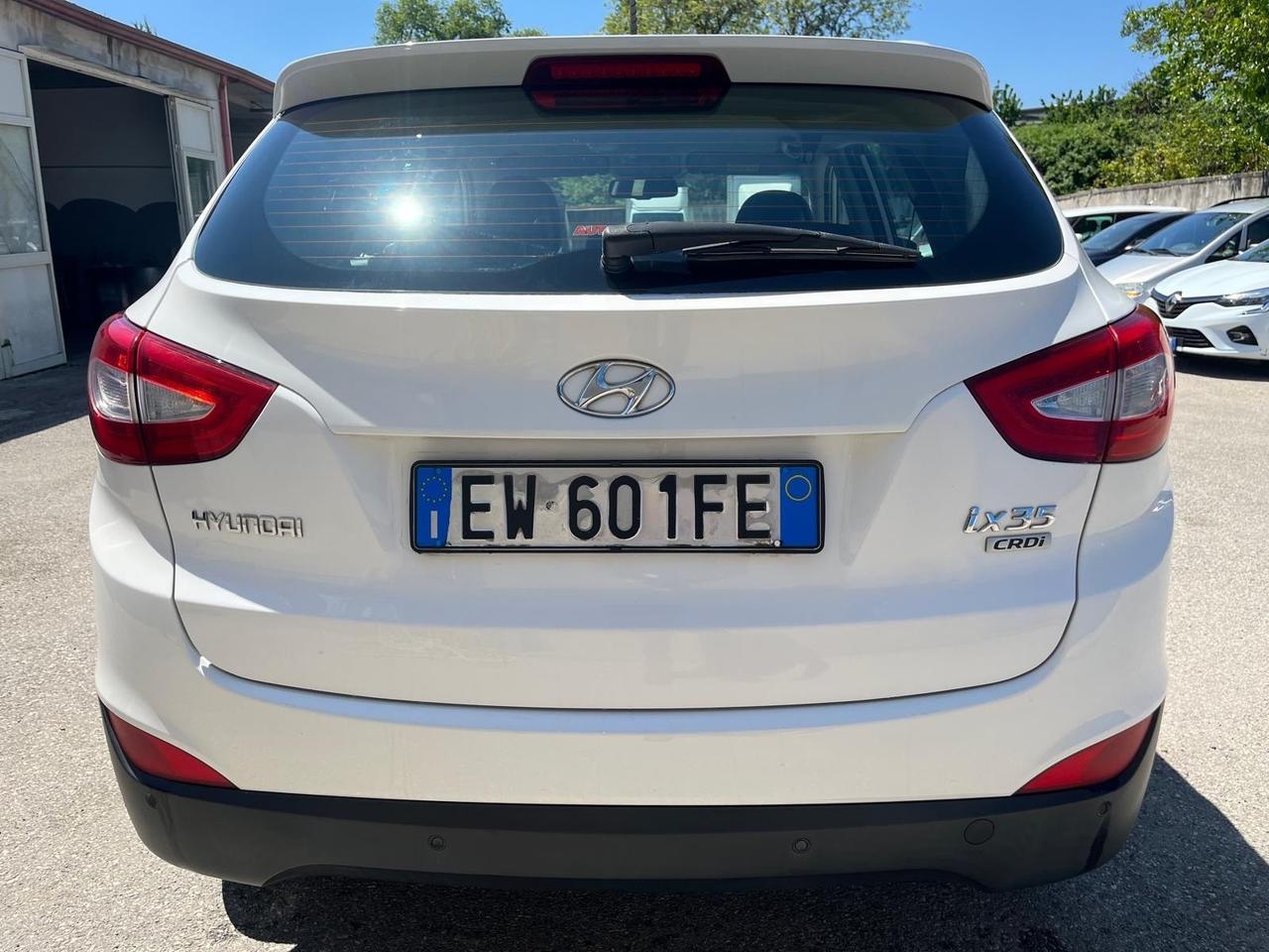 Hyundai iX35-1.7 crdi- full-2014