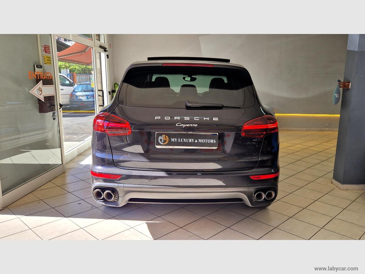 PORSCHE Cayenne 3.0 Diesel 250CV Platinum Edit.