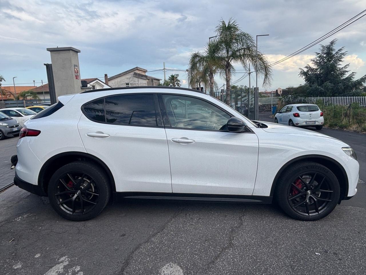 Alfa Romeo Stelvio Q4